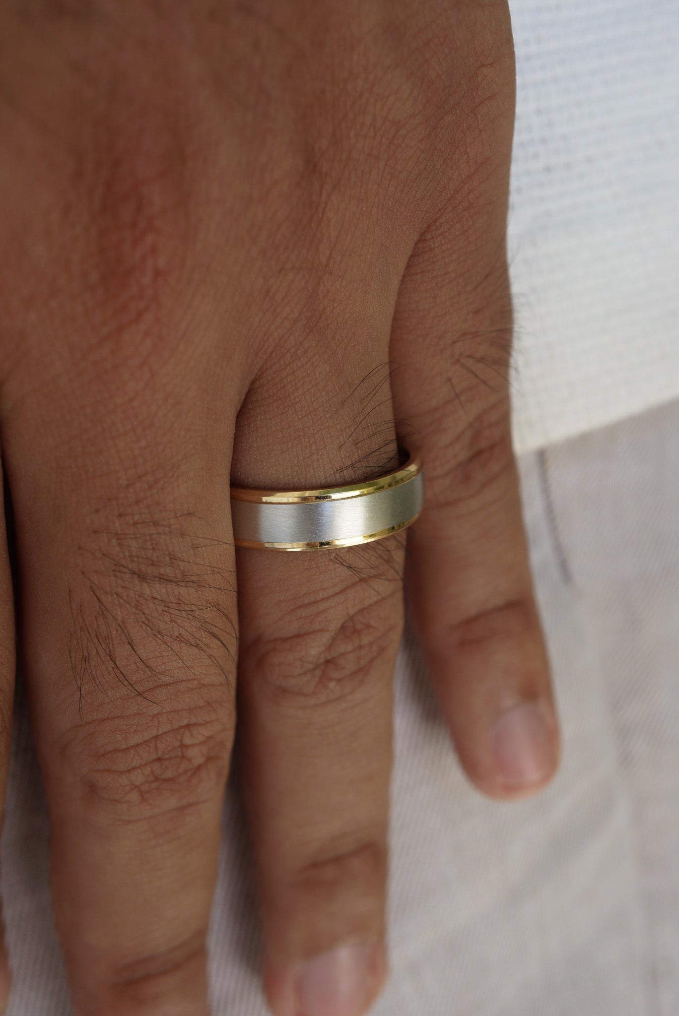 Two Tone Step Edge Band