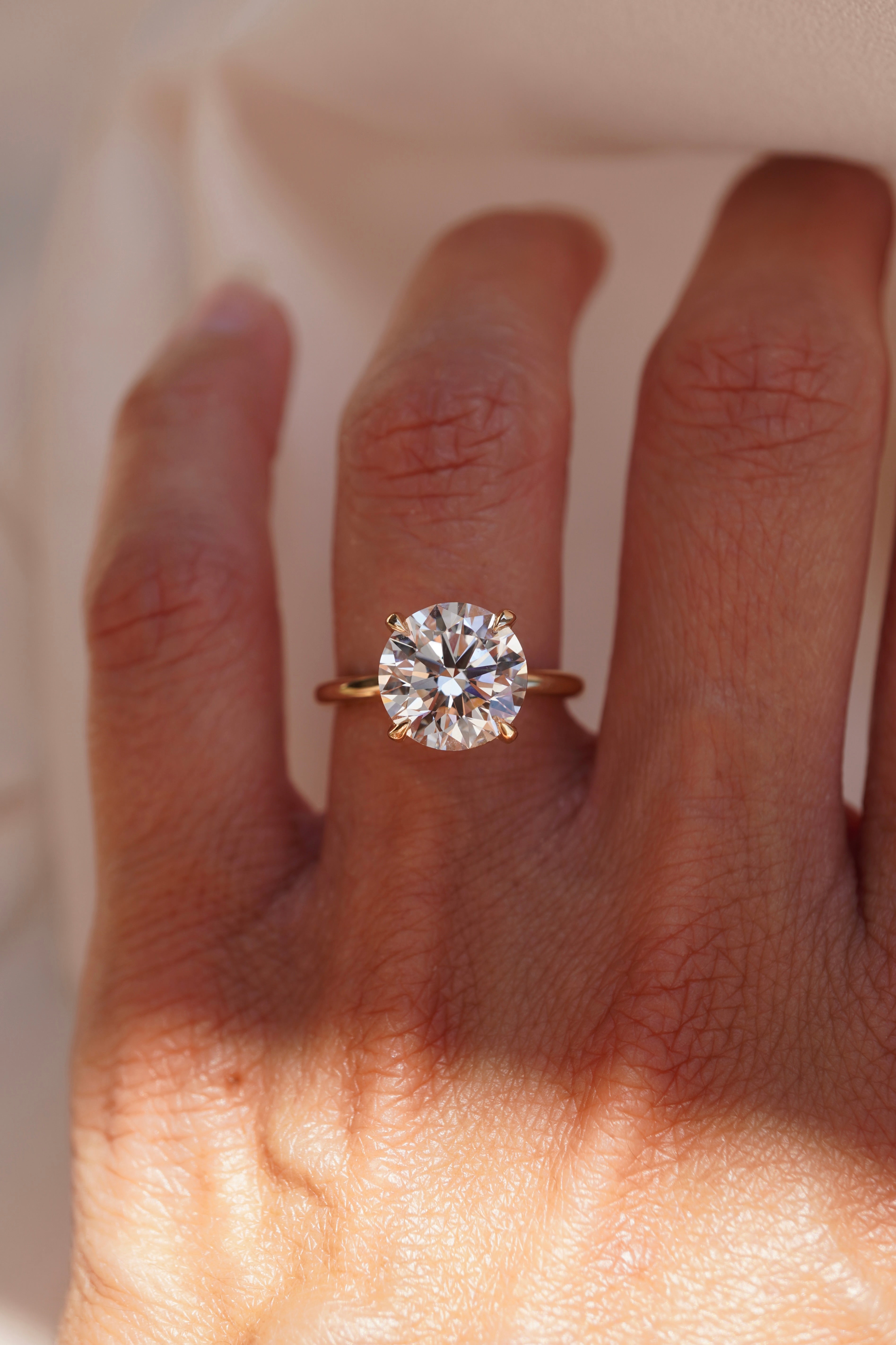 Round Diamond Solitaire