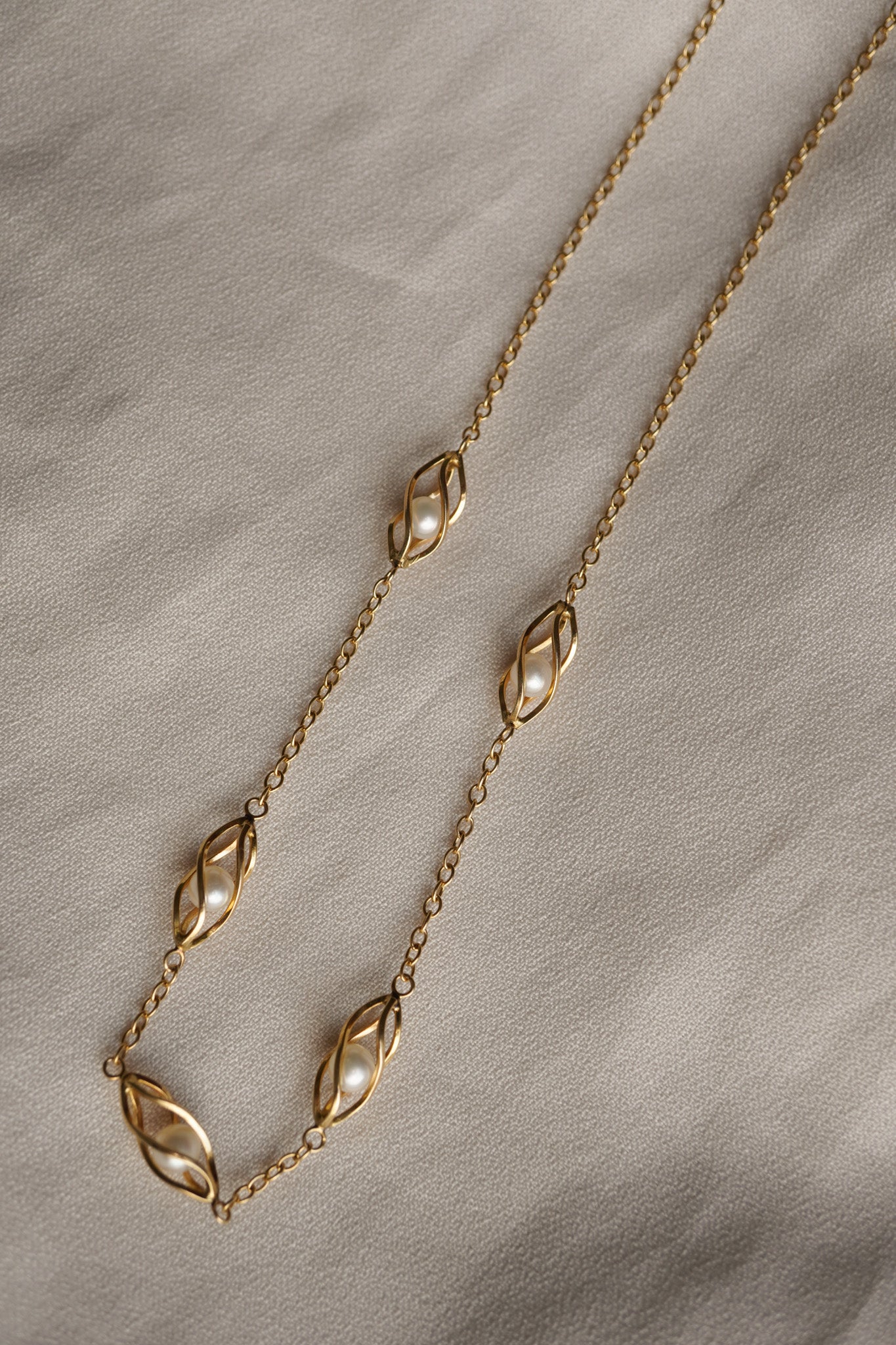 Vintage Pearl Swirl Necklace