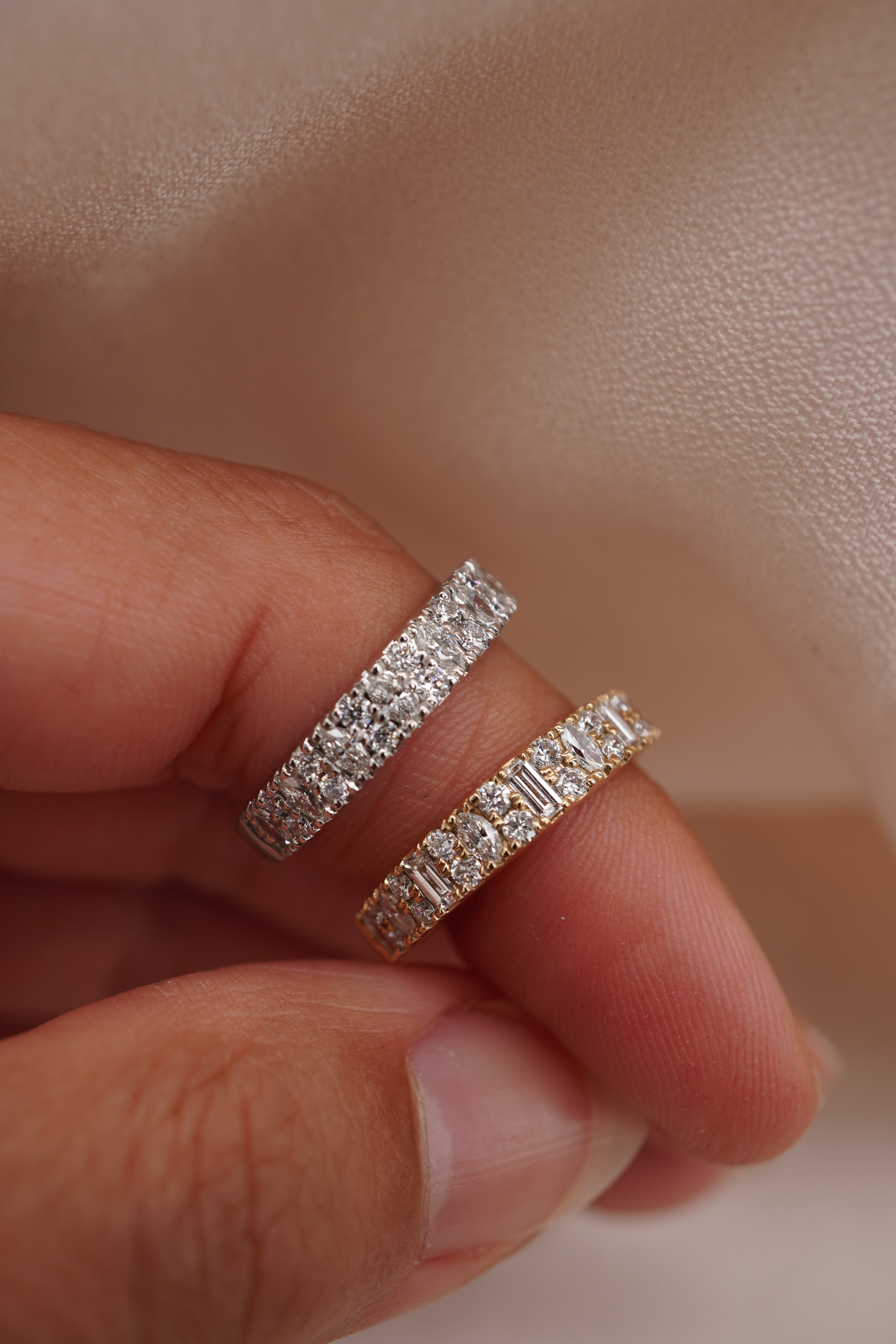 Multi-Stone Column Band