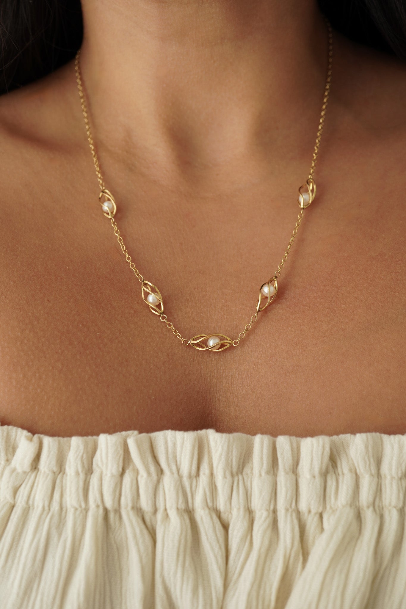 Vintage Pearl Swirl Necklace