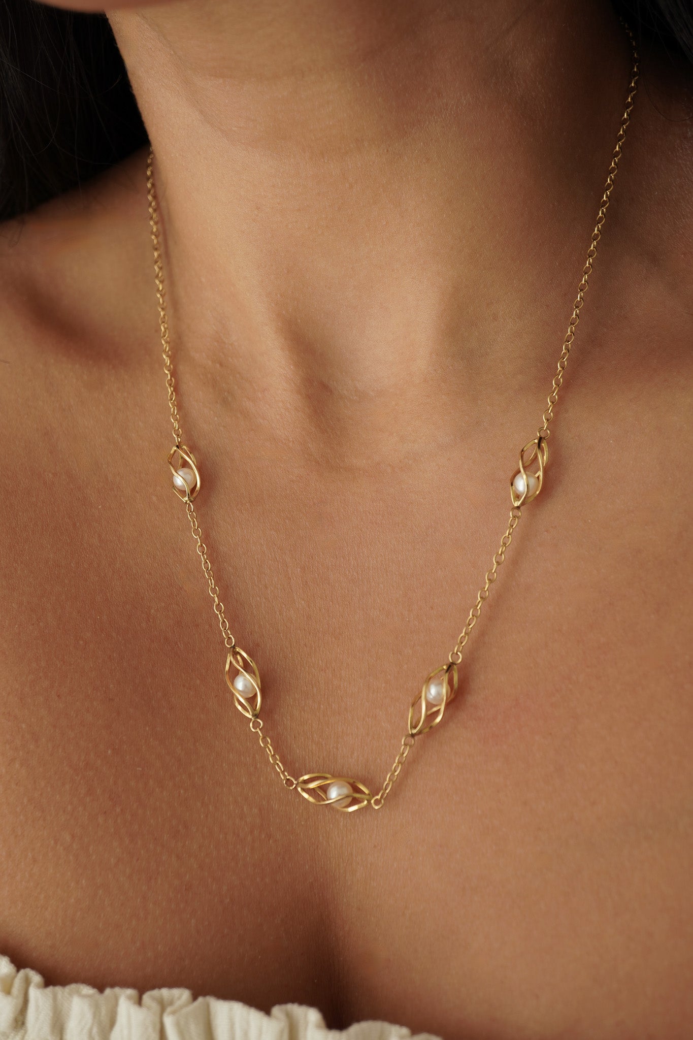 Vintage Pearl Swirl Necklace