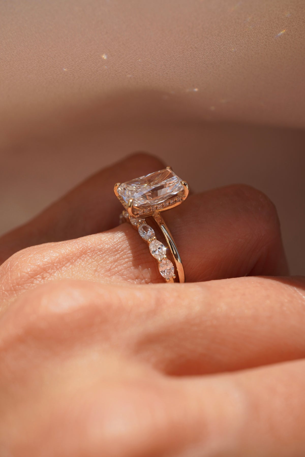 Lab Grown Petite East-West Oval Band