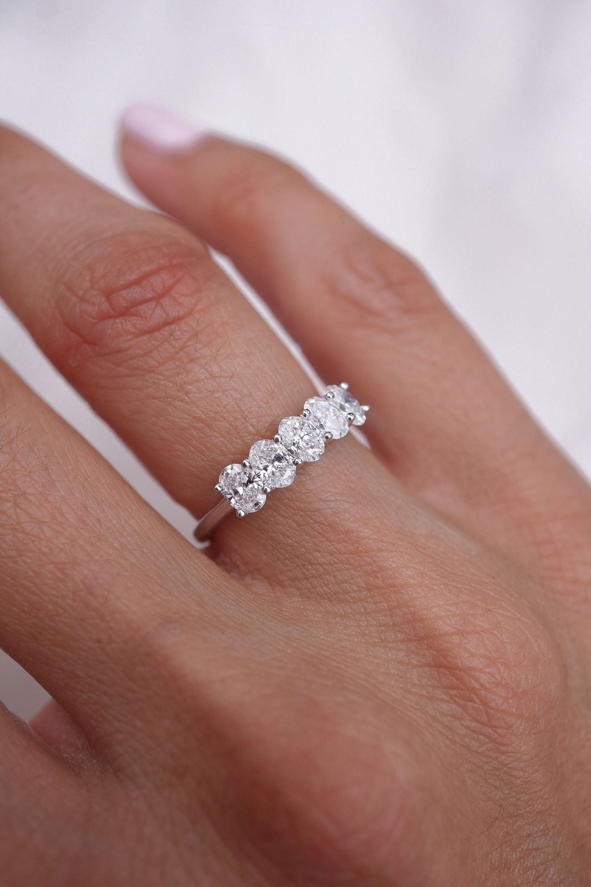 5 Oval Diamond Band